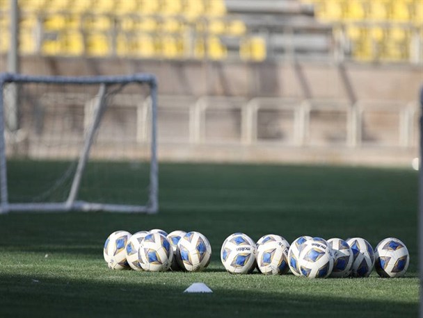 ورود بازیکنان تیم فوتبال امید به اردو/ تست پی سی آر از اردونشینان