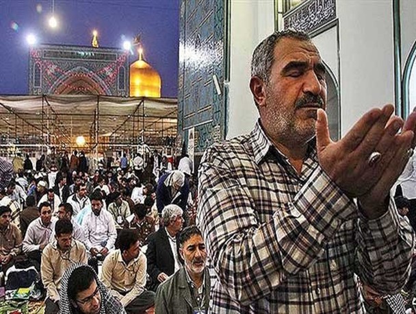 بیش از هزار معتکف میهمان حرم رضوی هستند/ حضور ۷۰ نفر از خانواده‌های معظم شهدای مدافع حرم در جمع معتکفین