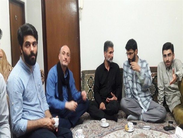 دیدار دانشجویان جهادی با خانواده شهید مدافع حرم سعید مسافر+ تصاویر