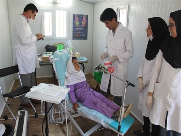 بکارگیری پنج یونیت سیار دندانپزشکی در مدارس گنبدکاووس