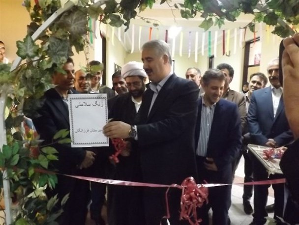 نواخته شدن زنگ سلامت و برگزاری جشنواره غذای سالم در مدارس سراب