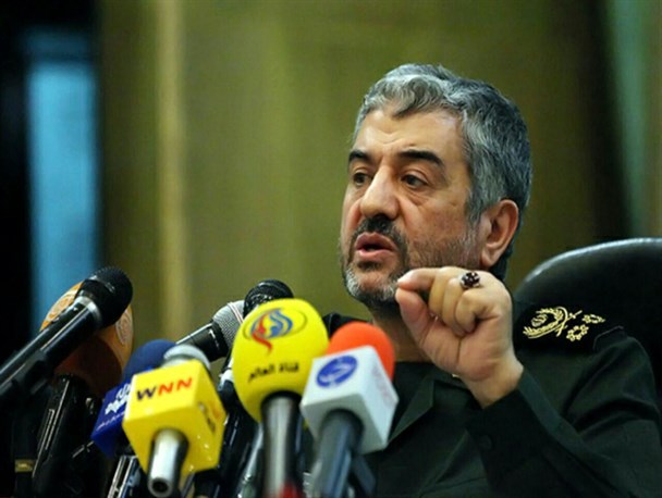 انقلاب اسلامی تهدید کرونا را به فرصت تبدیل می‌کند/انسجام مردم برای مقابله با ویروس کرونا مثال زدنی است