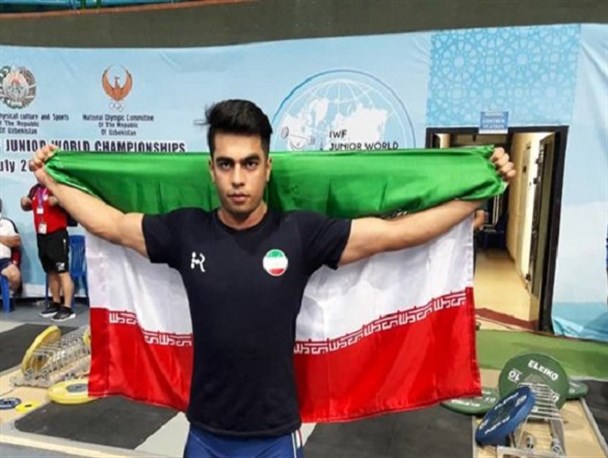 باقری: آرنج سلطانی را جا انداختم و بعد به بیمارستان اعزام شد/ امیدوارم پارگی رباط نداشته باشد