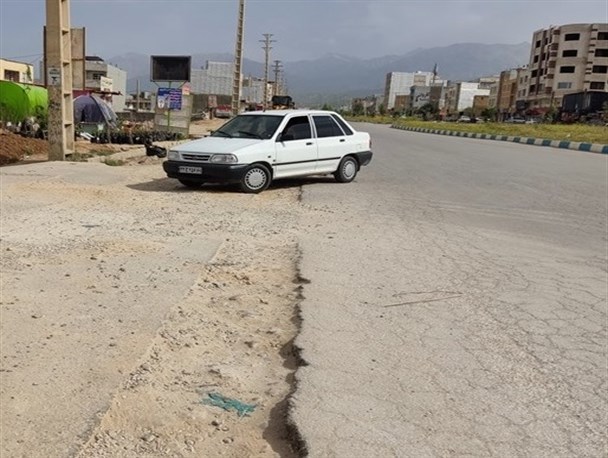 کنده کاری برخی از خیابانهای یاسوج قدمتی یک ساله دارد!/شهرک امام حسین(ع) کانون کم توجهی مسئولان