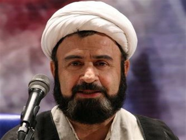 آیت‌الله‌العظمی بهجت(ره) غفلت را حرام می‌دانستند/در روز ۱۱ ساعت عبادت میکردند