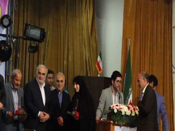 مدیر آموزش‌وپرورش نکا مدیر برتر شرق مازندران انتخاب شد