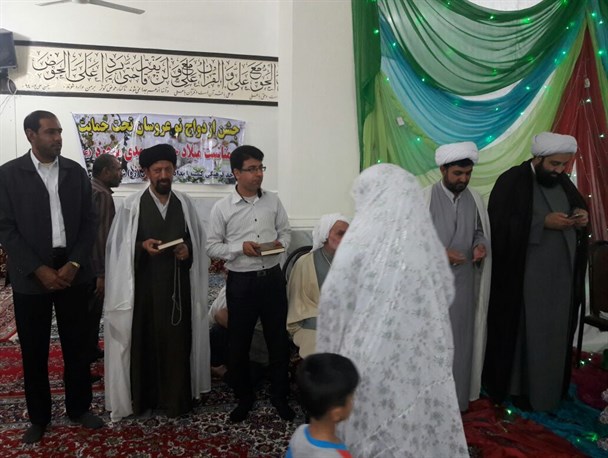 جشن ازدواج ۱۵ زوج تحت حمایت کمیته امداد امام خمینی (ره)پارسیان
