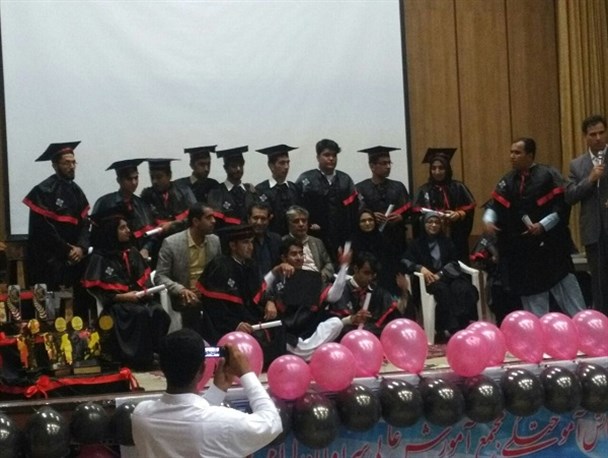 جشن دانش آموختگی دانشجویان مجتمع آموزش عالی سراوان