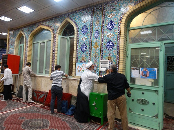 آیین غبارروبی مسجد حضرت ابوالفضل(ع) پاکدشت برگزار شد +عکس
