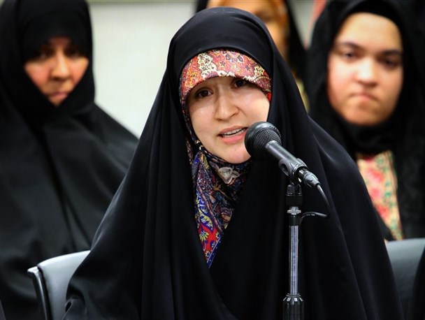شعرخوانی شاعر افغانستانی در محضر رهبر انقلاب