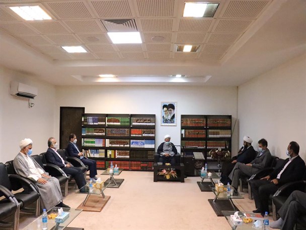 دانشجویان و دانشگاهیان نقش محوری در اجرای سند فرهنگی دارند/ دانشگاهیان از بعد علمی اهمیت رشد جمعیت را برای جامعه تشریح کنند