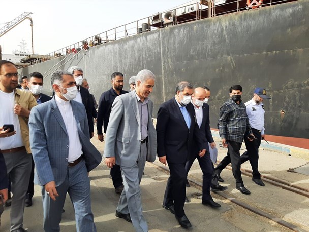 افزایش ترخیص کالا از بندر امام با اهدای مشوق به کامیون‌داران