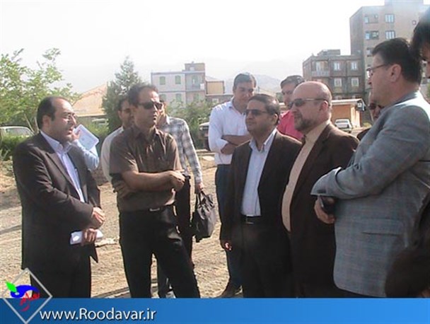 بازدید معاون وزیر راه از بیمارستان ۹۶ تختخوابی قائم تویسرکان