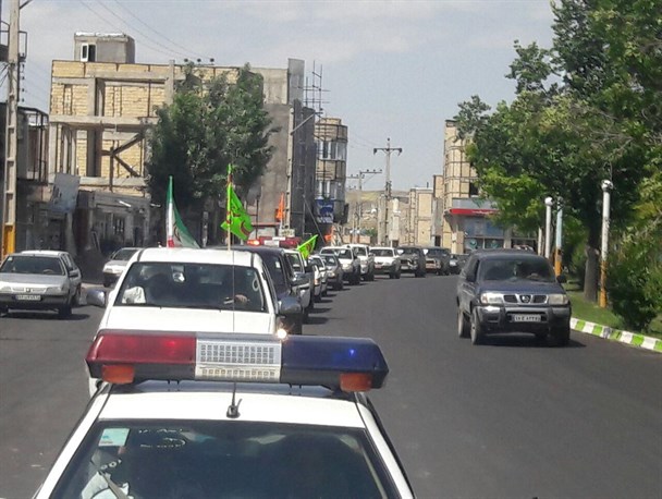 مانور خودرویی گروه‌های تذکر لسانی ادارات شهرستان ورزقان برگزار شد/ تصویری