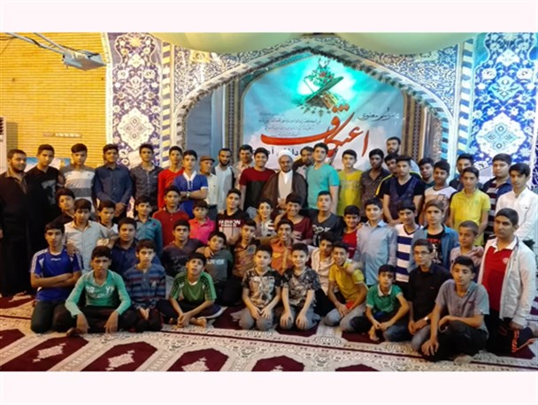 اعتکاف دانش آموزی برای دومین سال متوالی در قیروکارزین برگزار شد