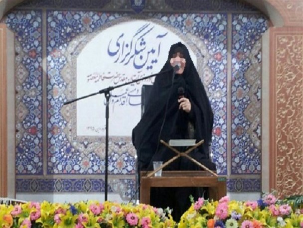 مبلغان خواهر می توانند در ترویج سبک زندگی اسلامی کمک کنند