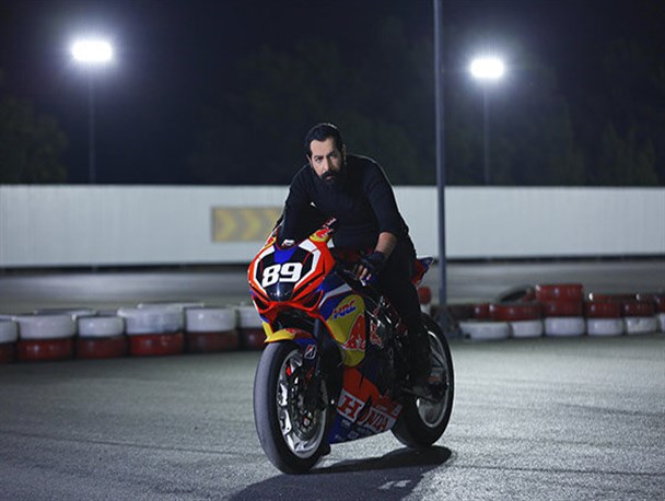 کامبیز دیرباز از «دست فرمون» رفت