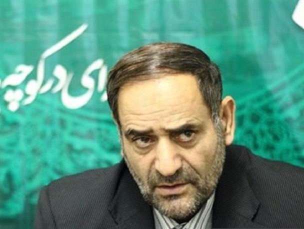 حیات واحدهای تولیدی و تقویت صادرات باید در اولویت دولت باشد