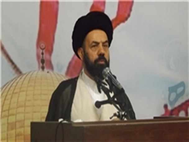 نماز جمعه یکی از مهمترین عوامل خنثی کننده فتنه ها است/سخنان رهبری  آبی است بر آتش  فتنه های جدید صهیونیست آمریکا و استکبار جهانی