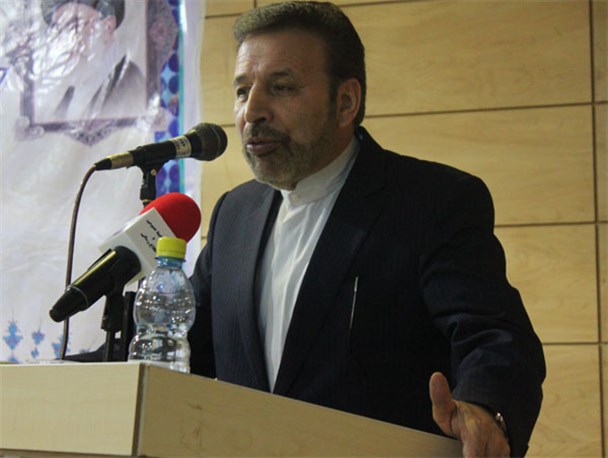 بررسی وضعیت زیرساخت های ICT  تویسرکان در گفتگو با وزیر ارتباطات