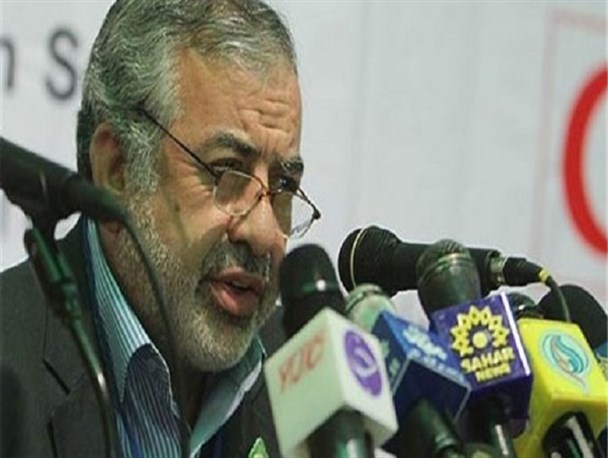 استفاده از آب شرب حق همه مردم و مردم خوزستان است/ مسئولان با سیاست ها، سوء تدبیری های گذشته را جبران کنند