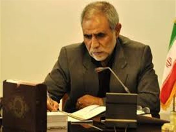 مردم هرگونه نقص و نارسایی را به گوش مسئولان برسانند
