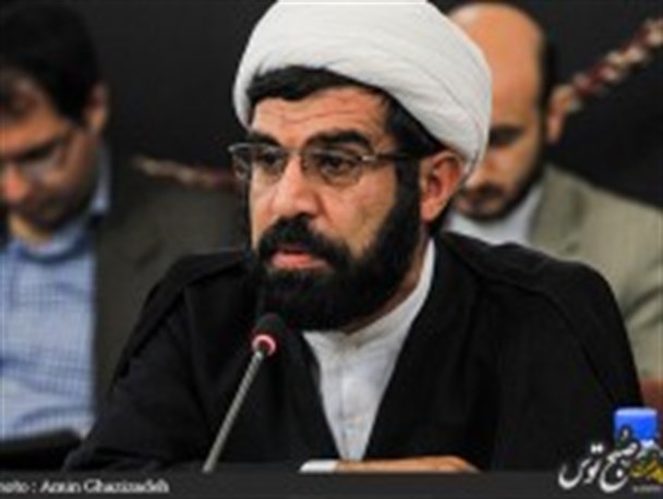 مسئولین بر آتلیه های غیرمجاز نظارت جدی داشته باشند