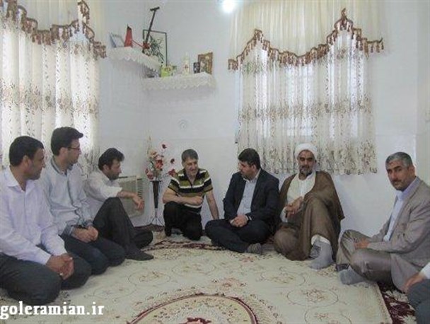 دیدار مسئولین شهرستان رامیان با خانواده شهدا و جانبازان دوران جنگ تحمیلی+تصاویر