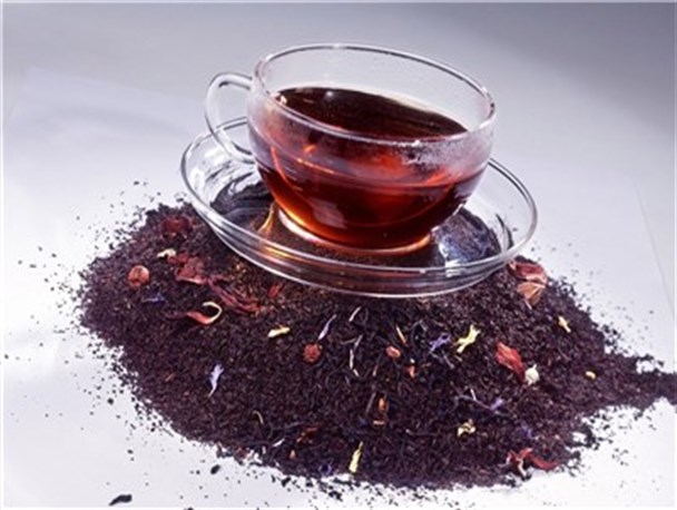 گزارشی از خروج 26 تریلی چای فاسد از انبارهای صومعه سرا+تصاویر