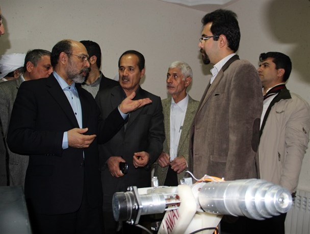 تولید انبوه طرح بازوی رباتیک دانشجوی دانشگاه آزاد اسلامی واحد سنندج