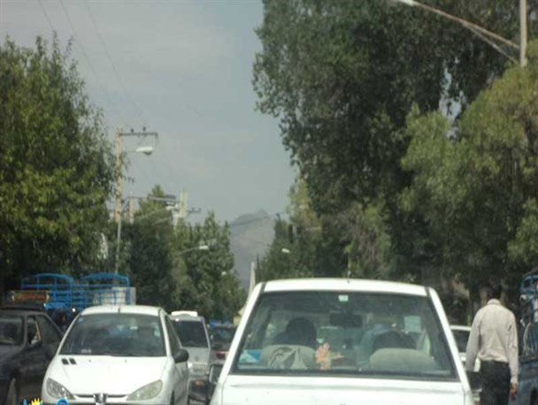 وقتی پیاده روها در خدمت عابران پیاده نیست!