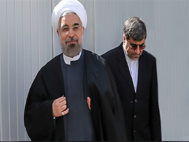 آقای روحانی پایتان را از گلیم دستگاه قضا بیرون بکشید!/ مشهدی‌ها دغدغه نان دارند، با آن‌ها از کنسرت نگویید