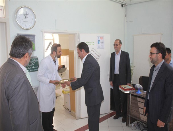 تقدیر فرماندهی انتظامی طرقبه شاندیز از جامعه پزشکی شهرستان
