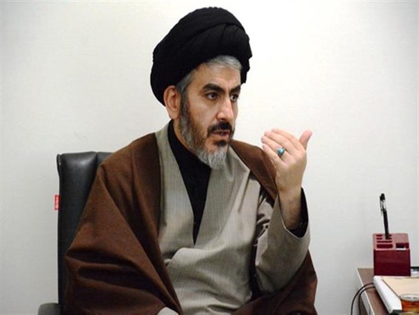 موضع عربستان در جهان اسلام در جهت اختلاف افکنی و دشمنی است/ حمایت عربستان از گروه‌های تکفیری با هدف نا امن سازی ایران