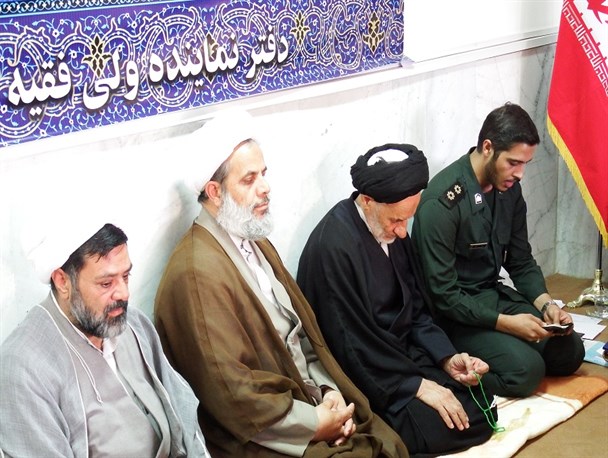 شکست در نفوذ و اطاعت از بیگانه است/ نامِ سپاه پاسداران بصیرت را به ذهن می‌رساند