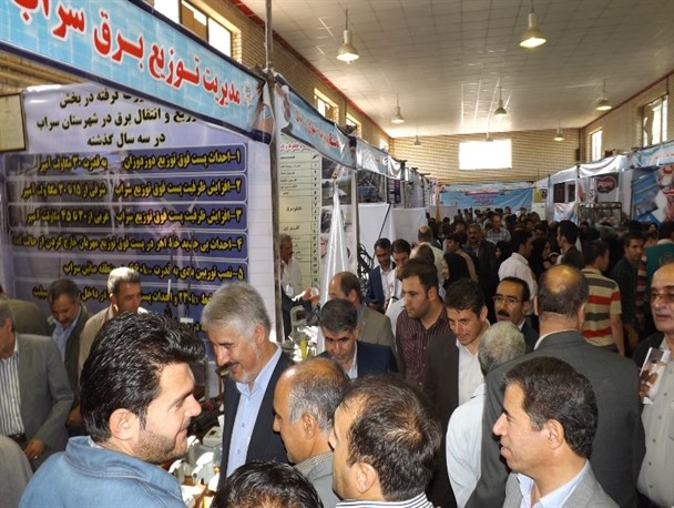 تصویری/ نمایشگاه خدمات دولت تدبیر و امید در سراب