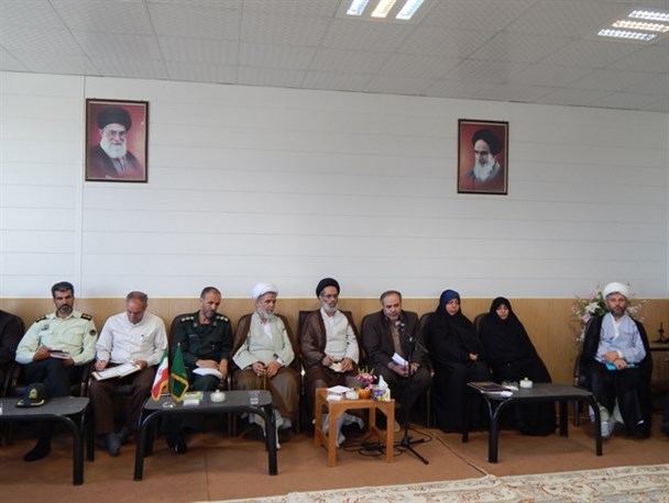 اشتغالزائی ۵۰ نفر در خدابنده در هفته دولت/هفته دولت بهترین فرصت برای ارزیابی عملکرد دولت است/آغاز هفته دولت در خدابنده+تصاویر