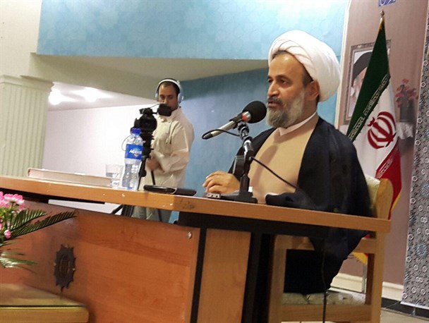کار هنری کار دل است و با هنر می توان مفاهیم دین را منتقل کرد
