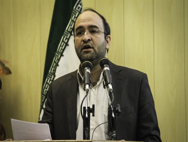 اصحاب رسانه باید به‌‌ عنوان رکن چهارم دموکراسی نقش خود را ایفا کنند