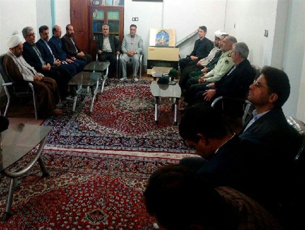 شهیدان رجایی و باهنر الگوی خدمت گذاران به مردم باشند/ افتتاح و کلنگ زنی 66 پروژه به مناسبت هفته دولت در نهاوند