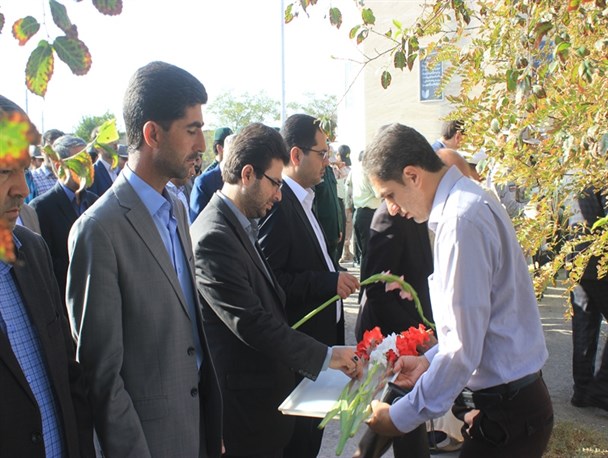 مزار شهدای پلدشت غبارروبی و گلباران شد + تصاویر