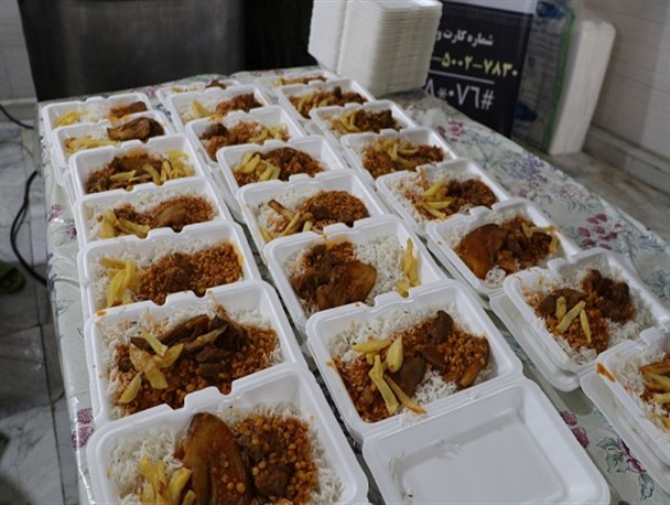 طبخ و توزیع ۶۱۰ هزار پرس غذای گرم بین نیازمندان هرمزگانی