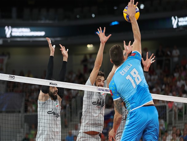 شکست تیم ملی والیبال ایران در بازی تدارکاتی مقابل میزبان مسابقات قهرمانی جهان
