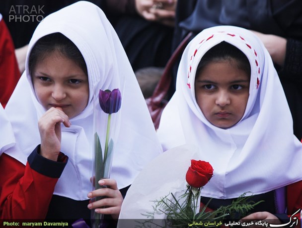 بوی ماه مهر، ماه مهربان