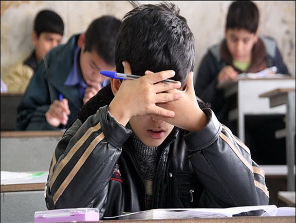 عواملی که می توانند باعث استرس در دانش آموزان شوند