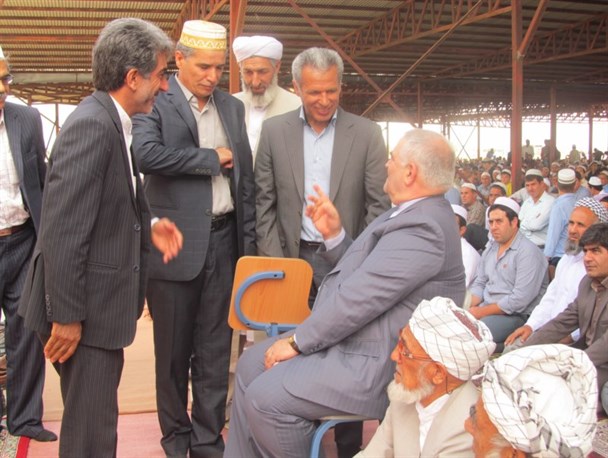 حضور استاندار گلستان در جمع نمازگذاران عید قربان آق قلا