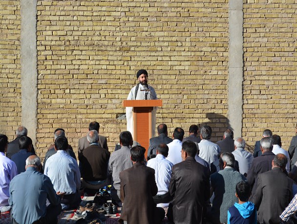 برپایی نماز عید قربان در قادرآباد + تصاویر