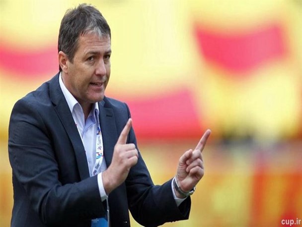 هواداران فولاد خواهان اخراج مدیرعامل و سرمربی!
