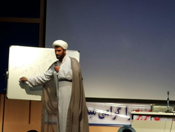 یک شکل بودن فرهنگ، متناقض با فرهنگ پویاست