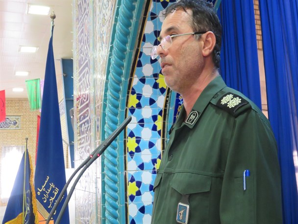 مادامی که در کنار ولایت باشیم دشمنان راه به جایی نخواهند برد